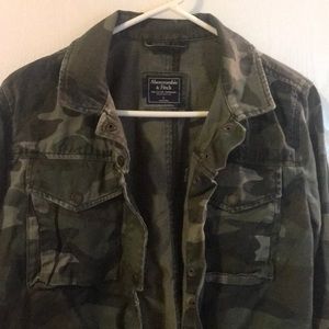 Cropped Abercrombie and Fitch jacket